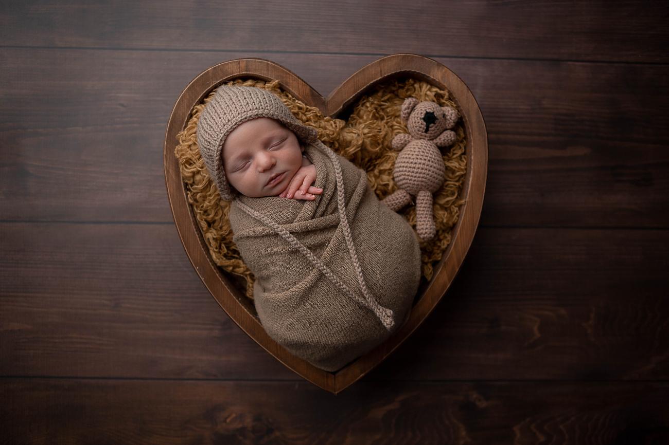 newborn in heart